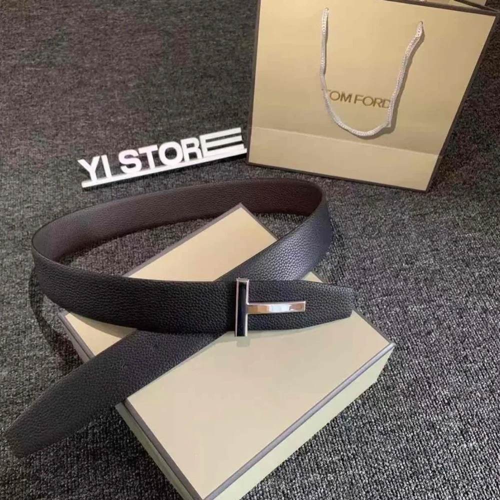 Tom Ford Black Leather Belt with Silver Buckle - Picture 2 of 4